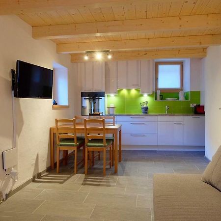 El Stanzion Apartment Roveredo Luaran gambar